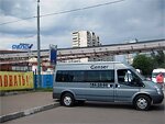 Бесплатный автобус Genser в пункт аренды автомобилей АрендаАвто-нрю на ул.Добролюбова